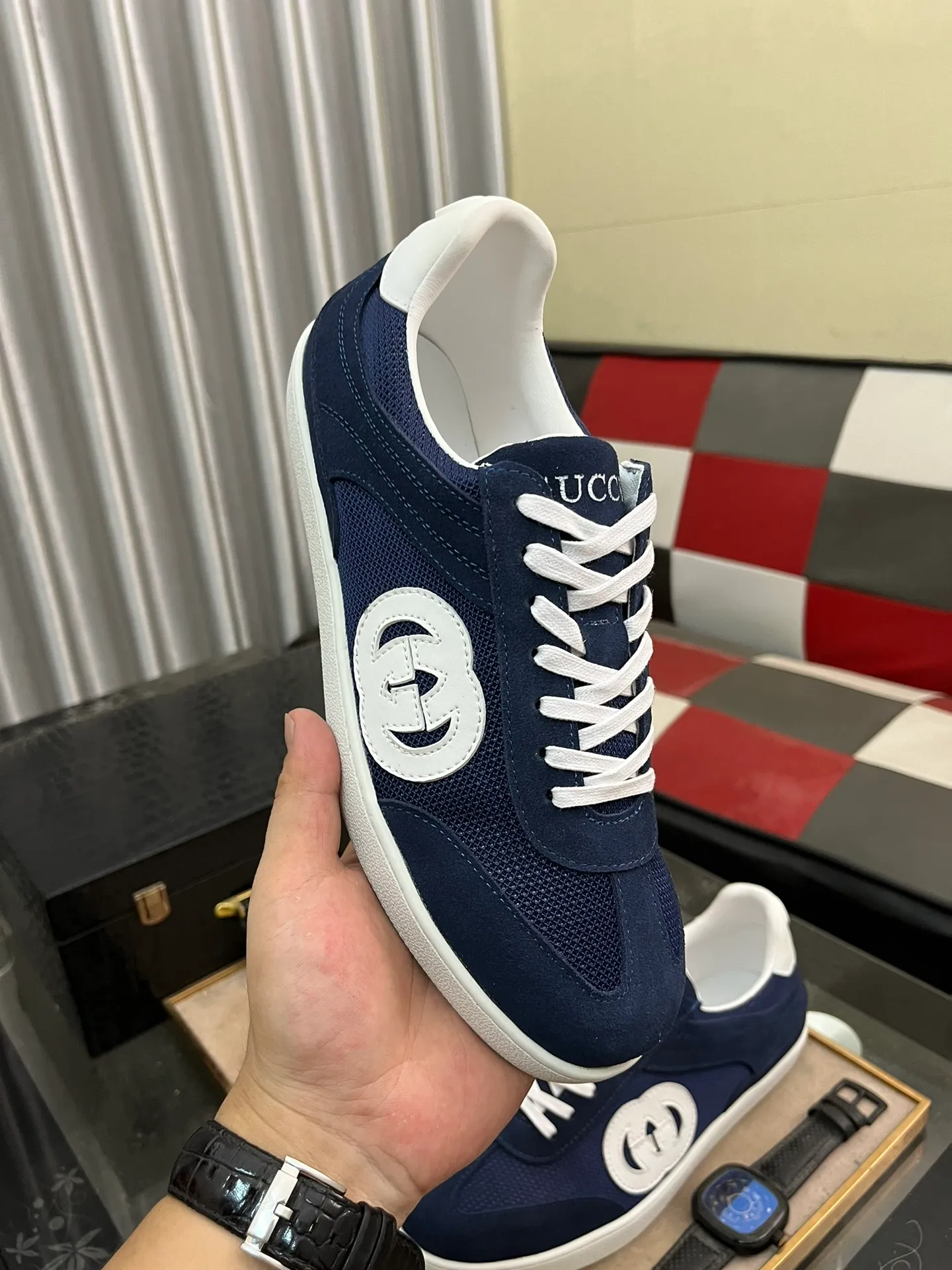 Men's shoes💰380⌚️⌚️[GUCCI] Gucci men's casual shoes are absolutely popular🔥The ultimate matching item for trendy men! The charm of super texture is irresistible, the main recommendation, the flower leather color is bright! The upper is made of high-quality cowhide + brand printed fabric, sheepskin feet, wear-resistant rubber sole, noble and elegant! Extremely comfortable🎁🎁You can be as handsome as you want💪 38-447️⃣colors available